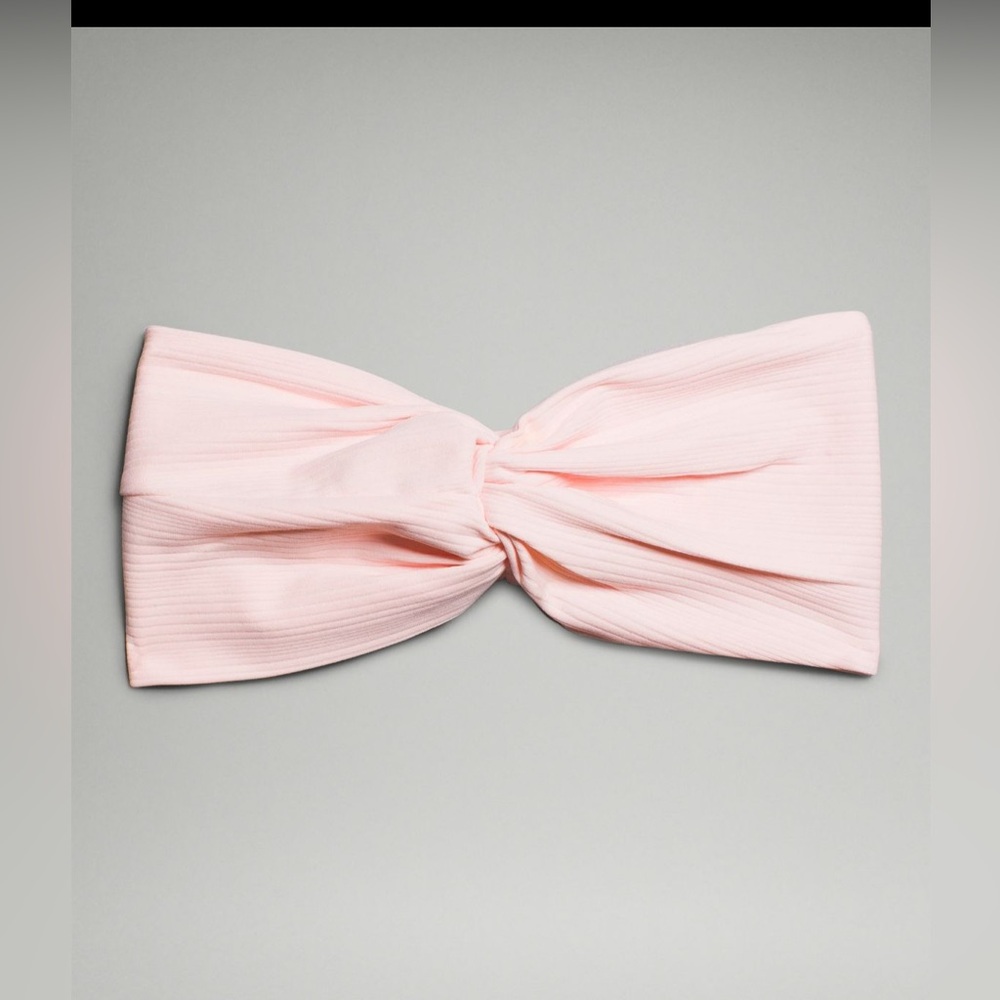 🆕 Women’s Ribbed Nulu Twist-Front Headband - NWT